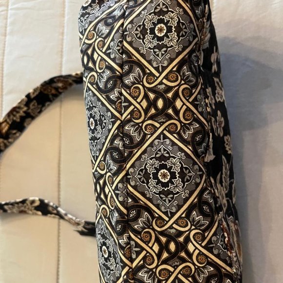 Fall floral cotton zip closure satchel purse in black/khaki/rust/gray colors. - Picture 4 of 5